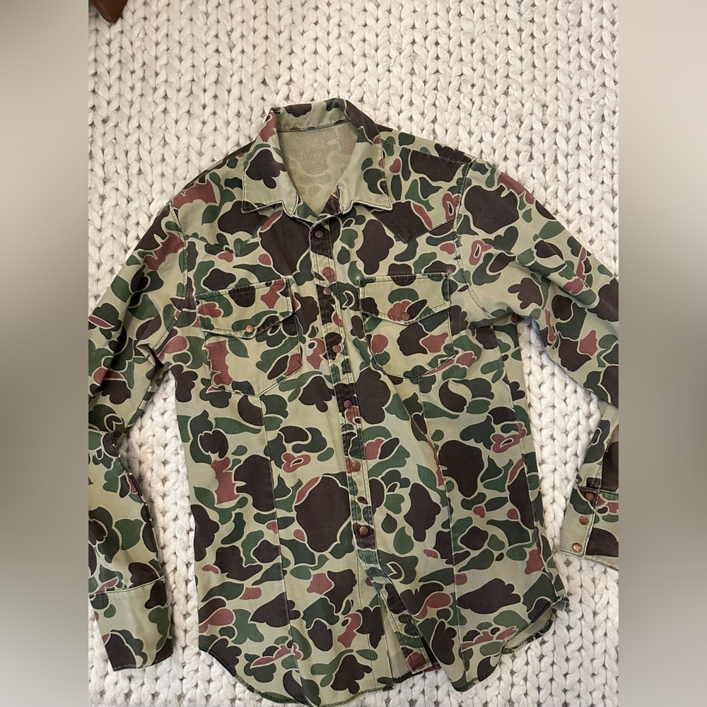 VTG West Cal 45 Floral Camo print button down cowgirl shirt
